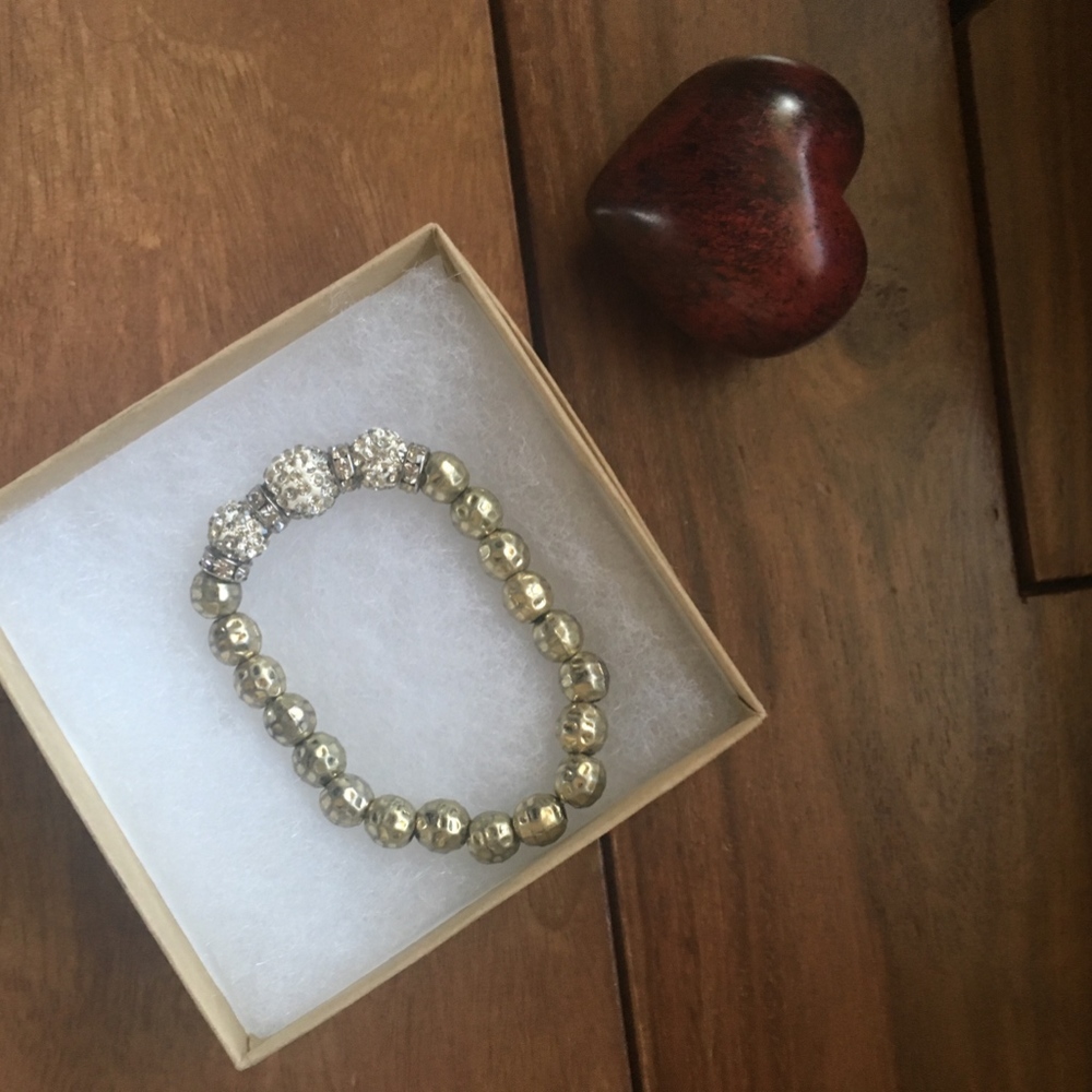 Gorgeous Glistening Jewelry- FINAL!